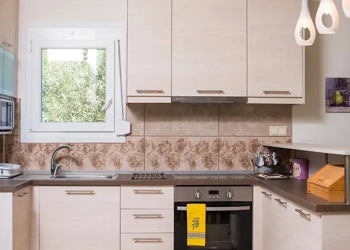 Olive Garden And * Chrysi Ammoudia