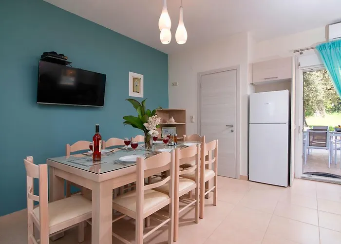 Olive Garden And Apartament *